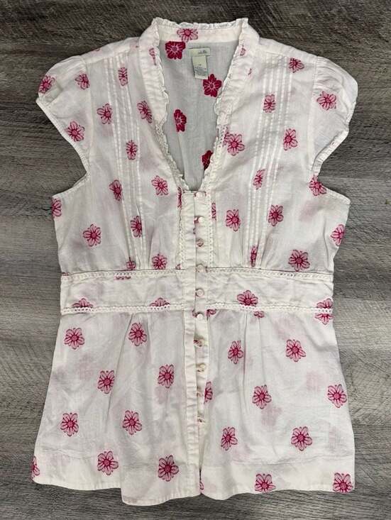 Odille Tops - Odille Anthropologie Pink Floral Lace Trim Cap Sleeve Button Up Blouse